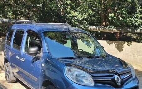 Renault Kangoo II рестайлинг, 2013 год, 985 000 рублей, 3 фотография