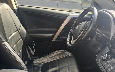 Toyota RAV4, 2015 год, 2 000 000 рублей, 8 фотография