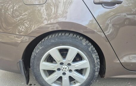Volkswagen Jetta VI, 2013 год, 890 000 рублей, 13 фотография
