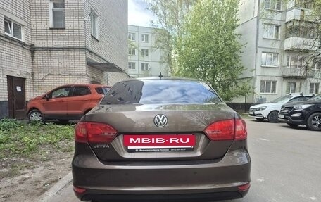 Volkswagen Jetta VI, 2013 год, 890 000 рублей, 10 фотография