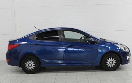 Hyundai Solaris II рестайлинг, 2015 год, 880 000 рублей, 5 фотография