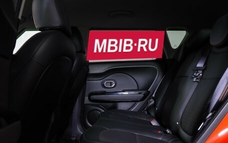 KIA Soul II рестайлинг, 2017 год, 1 790 000 рублей, 12 фотография