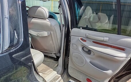 Lincoln Navigator, 2000 год, 890 000 рублей, 8 фотография