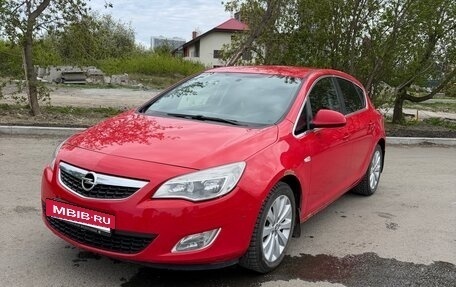 Opel Astra J, 2012 год, 740 000 рублей, 2 фотография