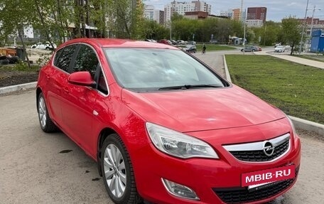 Opel Astra J, 2012 год, 740 000 рублей, 4 фотография