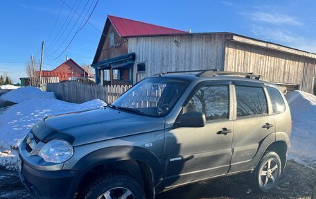 Chevrolet Niva I рестайлинг, 2013 год, 450 000 рублей, 2 фотография