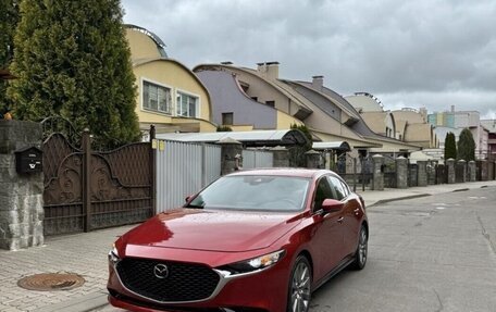 Mazda 3, 2022 год, 2 200 000 рублей, 1 фотография
