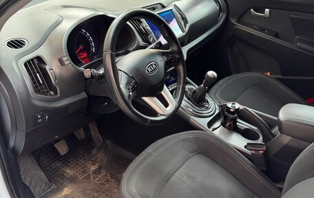 KIA Sportage III, 2012 год, 1 300 000 рублей, 17 фотография