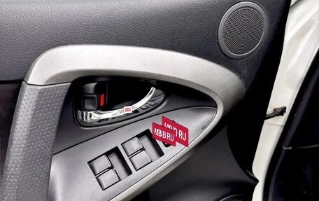 Toyota RAV4, 2012 год, 1 550 000 рублей, 5 фотография