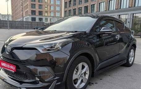 Toyota C-HR I рестайлинг, 2018 год, 2 070 000 рублей, 3 фотография