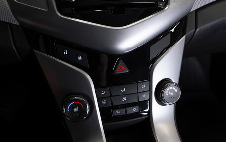 Chevrolet Cruze II, 2011 год, 980 000 рублей, 13 фотография