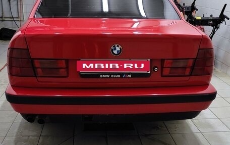BMW 5 серия, 1988 год, 500 000 рублей, 14 фотография
