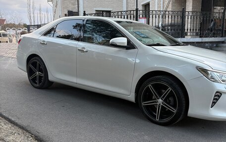 Toyota Camry, 2016 год, 2 110 000 рублей, 14 фотография