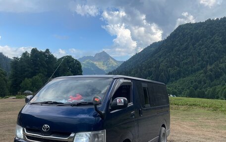Toyota HiAce H200, 2007 год, 1 900 000 рублей, 5 фотография