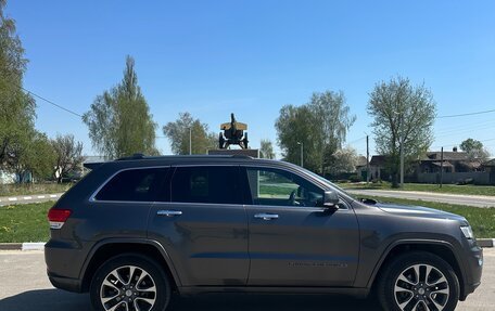 Jeep Grand Cherokee, 2018 год, 3 900 000 рублей, 6 фотография