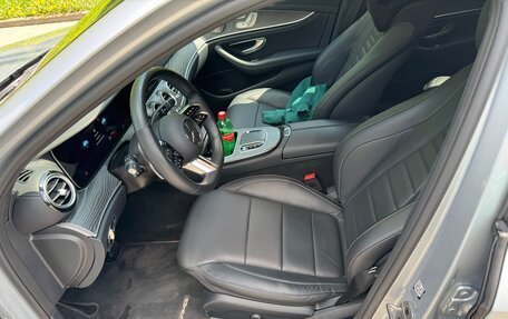 Mercedes-Benz E-Класс, 2022 год, 5 290 000 рублей, 17 фотография