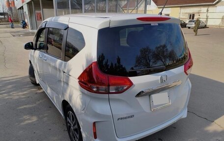Honda Freed II, 2021 год, 1 270 000 рублей, 4 фотография