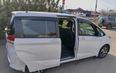 Honda Freed II, 2021 год, 1 270 000 рублей, 13 фотография