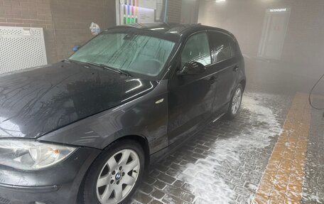 BMW 1 серия, 2005 год, 250 000 рублей, 4 фотография