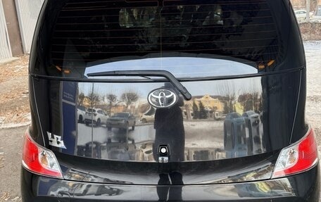 Toyota bB II рестайлинг, 2006 год, 650 000 рублей, 4 фотография