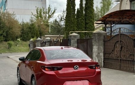 Mazda 3, 2022 год, 2 200 000 рублей, 4 фотография