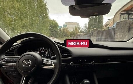 Mazda 3, 2022 год, 2 200 000 рублей, 12 фотография