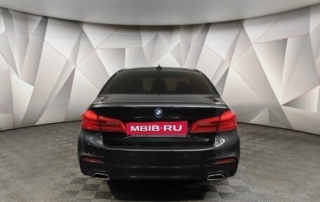 BMW 5 серия, 2019 год, 3 600 000 рублей, 4 фотография
