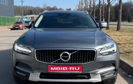 Volvo V90 Cross Country I рестайлинг, 2017 год, 2 888 000 рублей, 1 фотография
