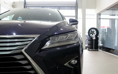 Lexus RX IV рестайлинг, 2017 год, 4 500 000 рублей, 7 фотография