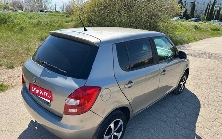 Skoda Fabia II, 2013 год, 888 000 рублей, 10 фотография