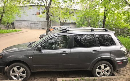 Mitsubishi Outlander III рестайлинг 3, 2005 год, 350 000 рублей, 6 фотография