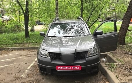 Mitsubishi Outlander III рестайлинг 3, 2005 год, 350 000 рублей, 2 фотография