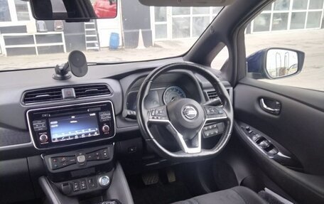 Nissan Leaf II, 2017 год, 1 399 000 рублей, 2 фотография