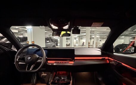 BMW 5 серия, 2024 год, 7 800 000 рублей, 13 фотография