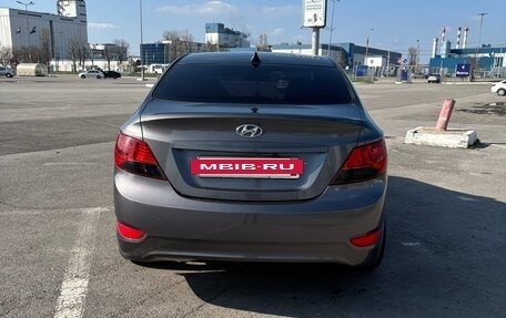 Hyundai Solaris II рестайлинг, 2011 год, 770 000 рублей, 6 фотография