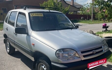 Chevrolet Niva I рестайлинг, 2004 год, 400 000 рублей, 8 фотография