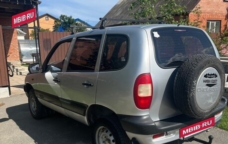 Chevrolet Niva I рестайлинг, 2004 год, 400 000 рублей, 5 фотография
