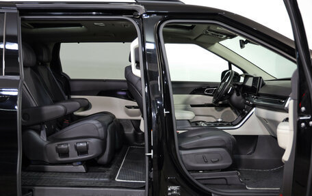 KIA Carnival, 2022 год, 4 299 000 рублей, 30 фотография