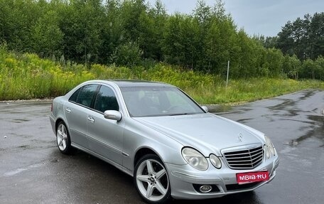 Mercedes-Benz E-Класс, 2002 год, 490 000 рублей, 1 фотография