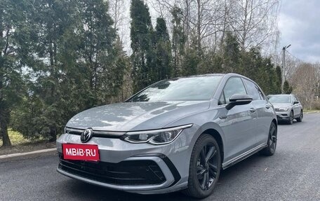 Volkswagen Golf VIII, 2021 год, 1 860 000 рублей, 1 фотография