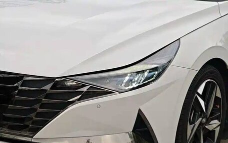 Hyundai Elantra, 2022 год, 1 620 000 рублей, 2 фотография