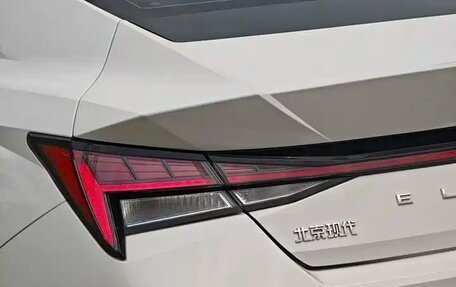 Hyundai Elantra, 2022 год, 1 620 000 рублей, 8 фотография