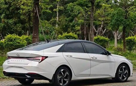 Hyundai Elantra, 2022 год, 1 620 000 рублей, 7 фотография