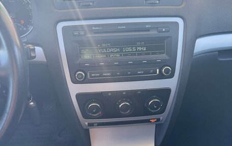 Skoda Octavia, 2011 год, 550 000 рублей, 2 фотография