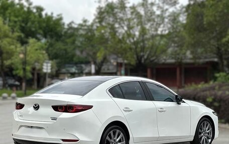 Mazda 3, 2023 год, 1 985 000 рублей, 5 фотография