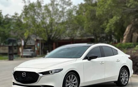 Mazda 3, 2023 год, 1 985 000 рублей, 4 фотография