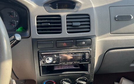 KIA Rio II, 2005 год, 260 000 рублей, 9 фотография