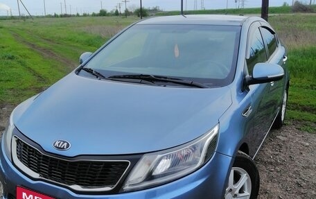 KIA Rio III рестайлинг, 2013 год, 870 000 рублей, 2 фотография