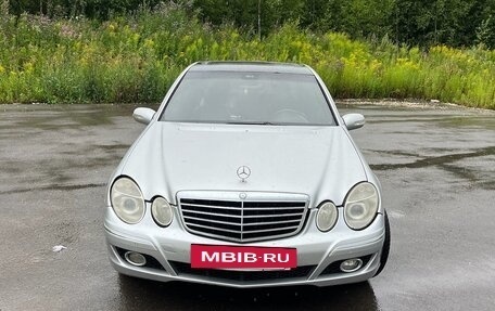 Mercedes-Benz E-Класс, 2002 год, 490 000 рублей, 2 фотография