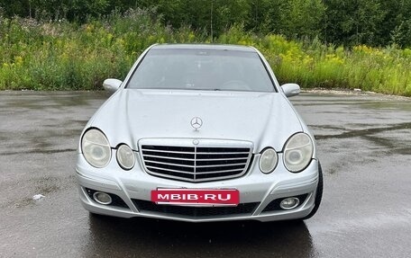 Mercedes-Benz E-Класс, 2002 год, 490 000 рублей, 3 фотография